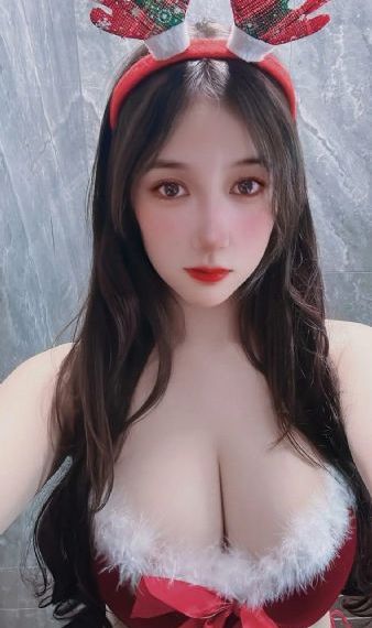 欧美大胸电影r级_BD神马影院手机在线