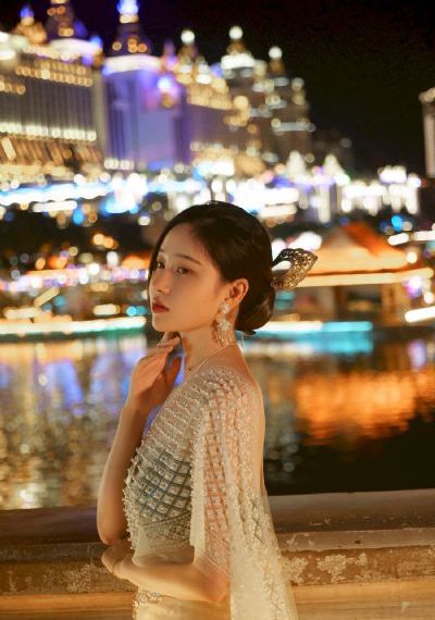 欧美冬季机场街拍_高清免费观看