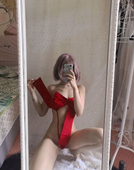 欧美姿面膜含激素吗_超清电影在线观看