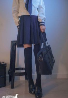 韩国18禁床震吃胸喝奶视频_高清高清在线